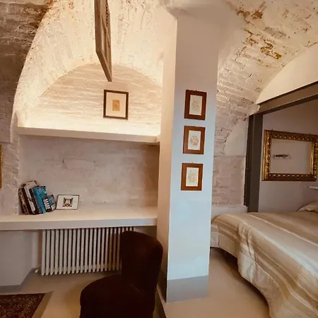 Vermaaten Boutique Ruby トーディ