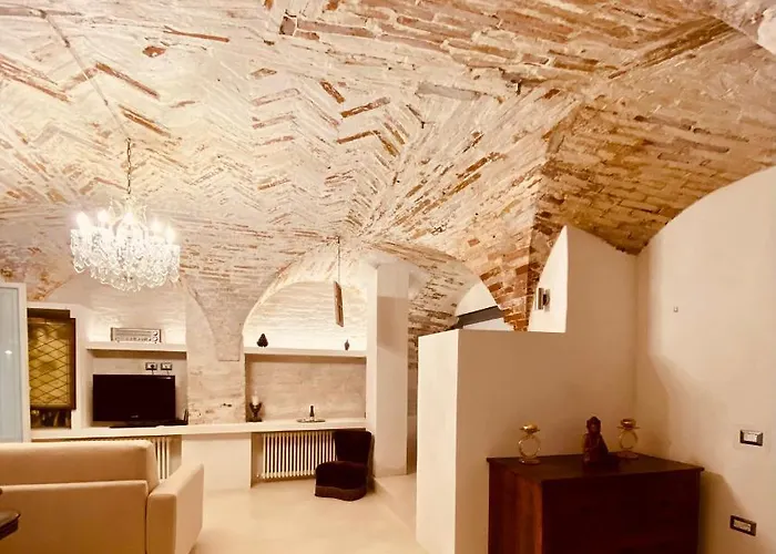 Vermaaten Boutique Ruby Todi